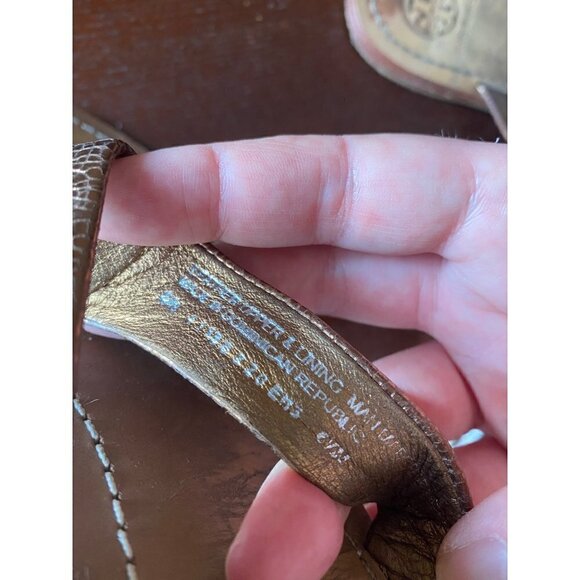 Tory Burch Women's Gold Thora Thong Flat Casual Sandals - 6 1/2 M - Picture 7 of 13